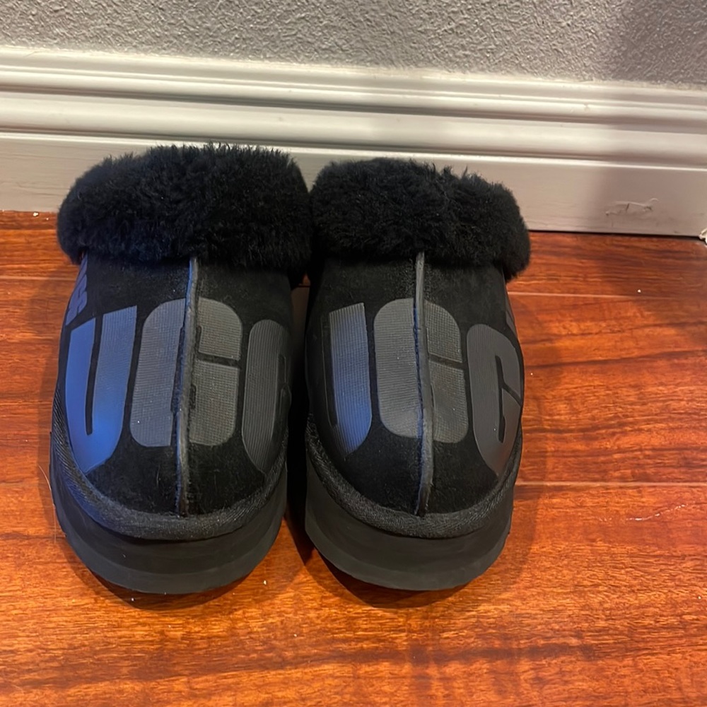 UGG slipper